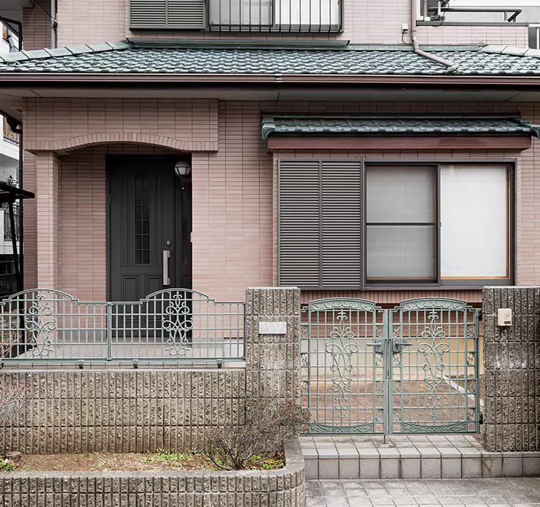 The Most Trusted Company to Sell Damaged House in Mineola