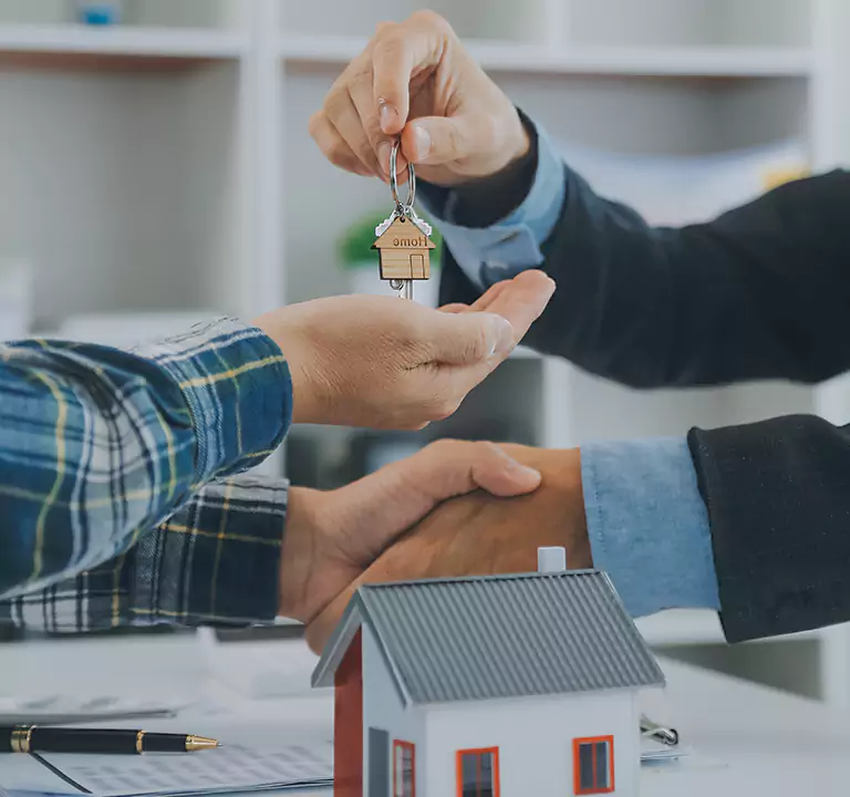 Top-Notch Company to Sell House Without Agent in Mineola, NY